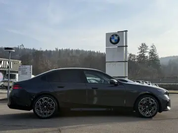 BMW 530 e xDrive Limo M Sport Pro B&W AHK