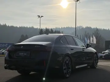 BMW 530 e xDrive Limo M Sport Pro B&W AHK