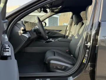 BMW 530 e xDrive Limo M Sport Pro B&W AHK