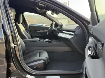 BMW 530 e xDrive Limo M Sport Pro B&W AHK
