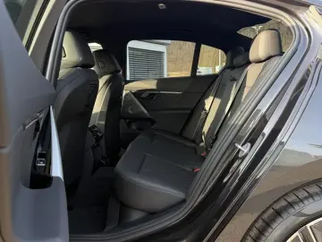 BMW 530 e xDrive Limo M Sport Pro B&W AHK