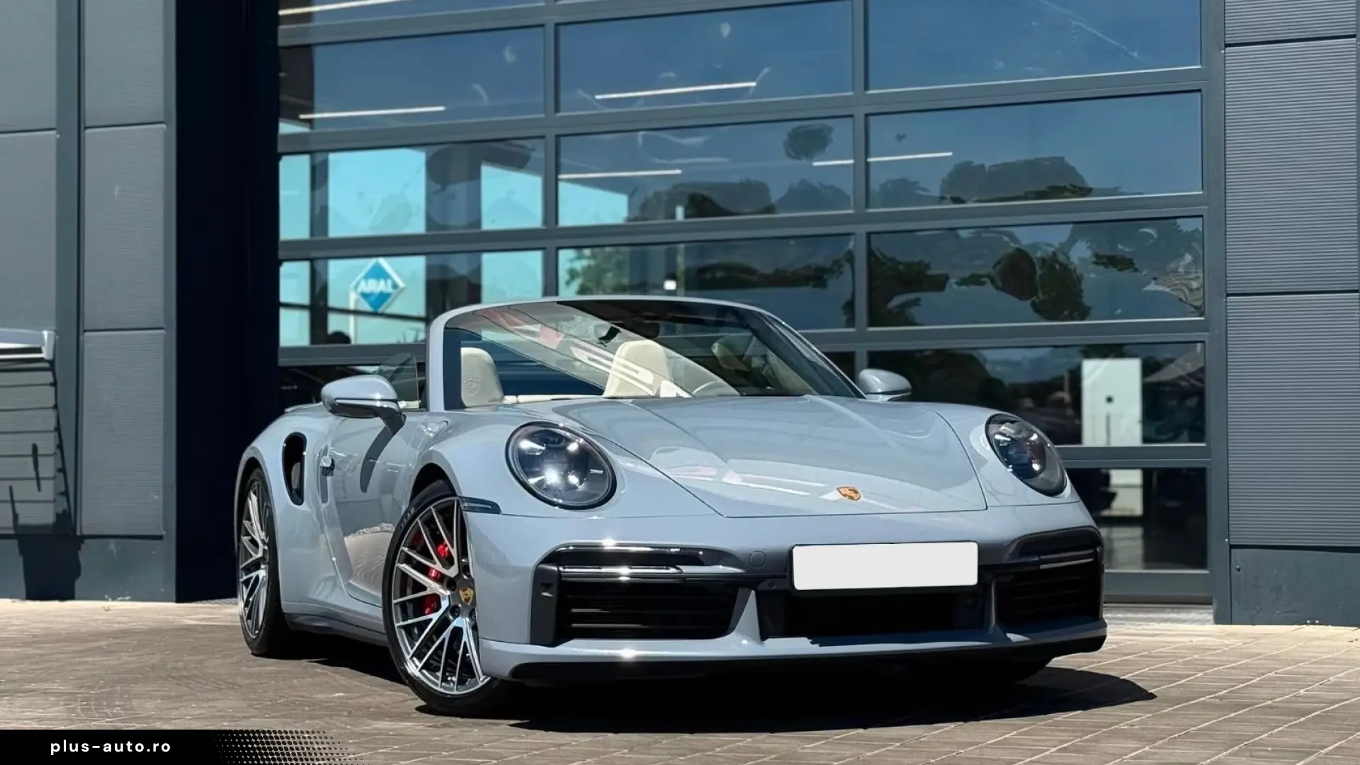 Porsche 992 Turbo Cabriolet Lift   Finanțare Leasing