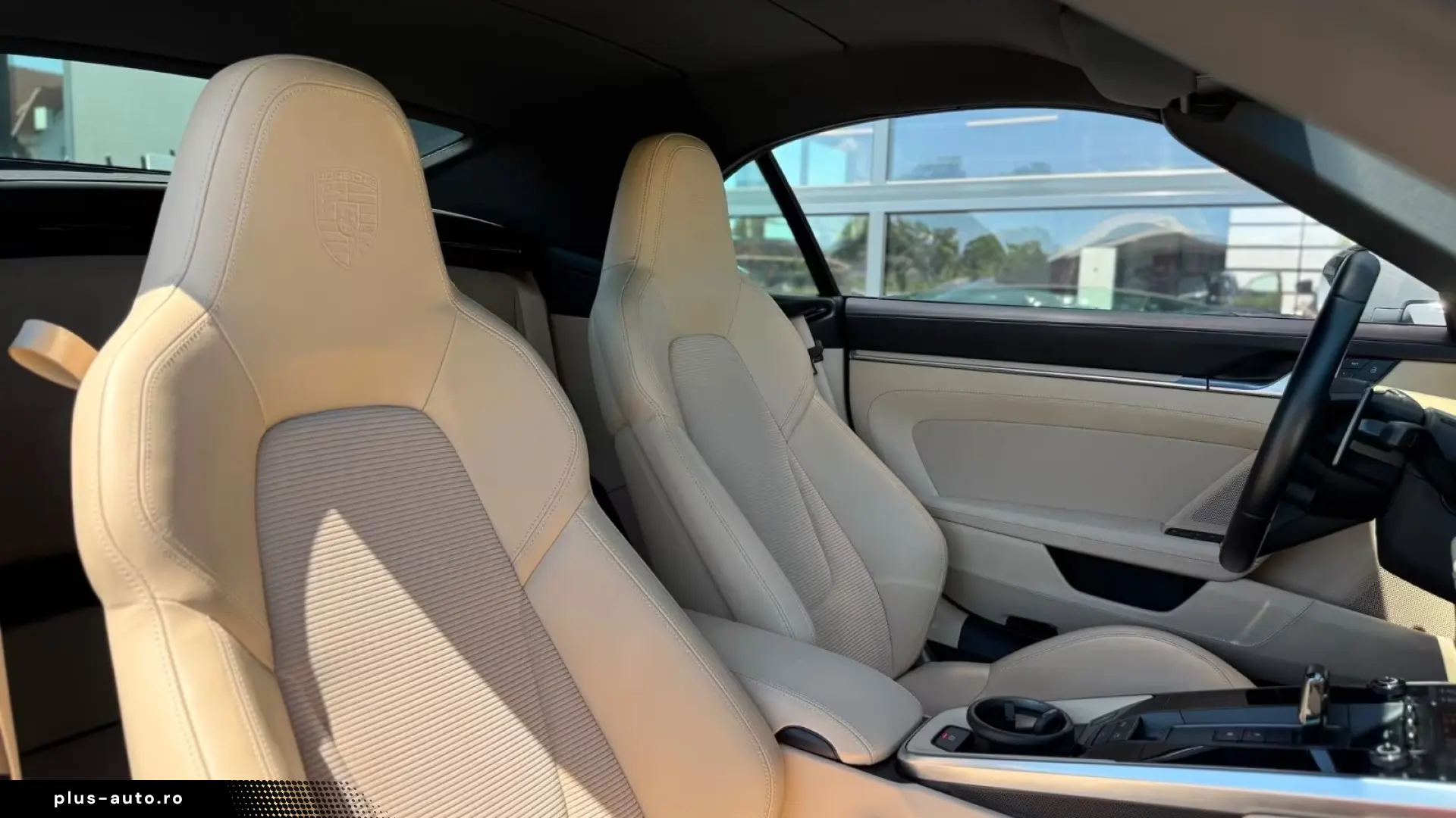 Porsche 992 Turbo Cabriolet Lift   Finanțare Leasing