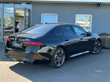 BMW 530 e Limo M Sport AHK