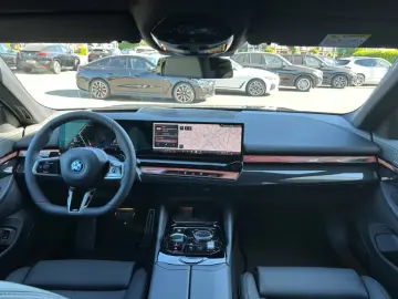 BMW 530 e Limo M Sport AHK