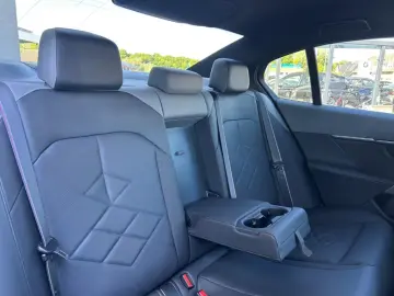 BMW 530 e Limo M Sport AHK