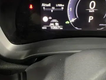 LEXUS LBX FWD  LED ACC CAM CarPlay Navi Spurhalteass