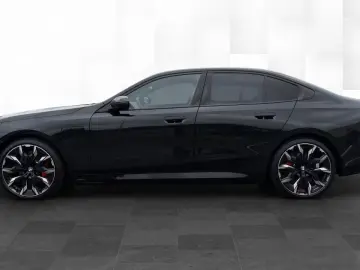 BMW 530 eX M Sport PRO AHK Bowers