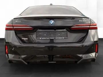BMW 530 eX M Sport PRO AHK Bowers