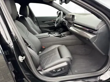 BMW 530 eX M Sport PRO AHK Bowers