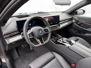 BMW 530 eX M Sport PRO AHK Bowers