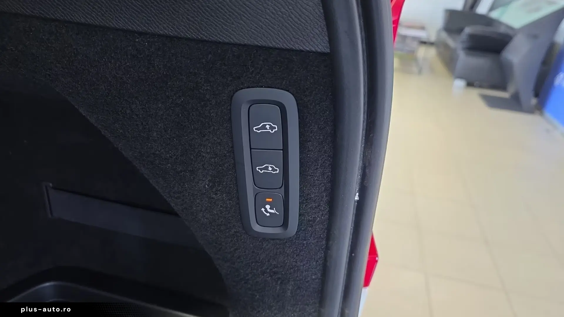 VOLVO XC90 2023 — imagine 20
