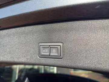 Audi Q3 SUV TFSI S line