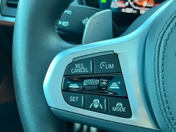 BMW X4 M Sport 30d xDrive ACC Pano Laser HUD AHK CAM