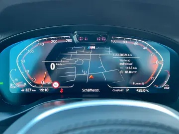 BMW X4 M Sport 30d xDrive ACC Pano Laser HUD AHK CAM