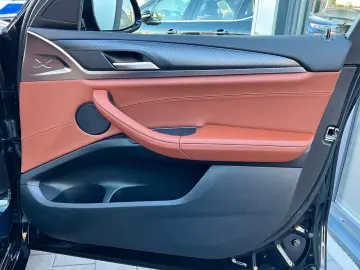 BMW X4 M Sport 30d xDrive ACC Pano Laser HUD AHK CAM