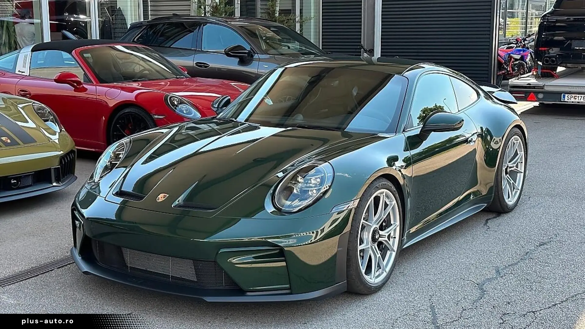 PORSCHE 911 2025