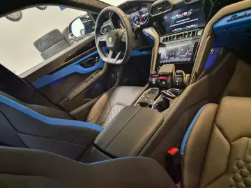 LAMBORGHINI Urus S 4.0 V8 Panorama HUD AHK Matrix