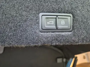 LAMBORGHINI Urus S 4.0 V8 Panorama HUD AHK Matrix