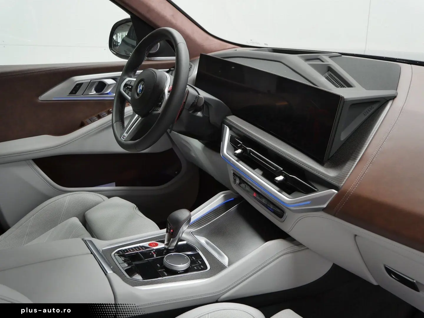 BMW XM 2025 — imagine 9