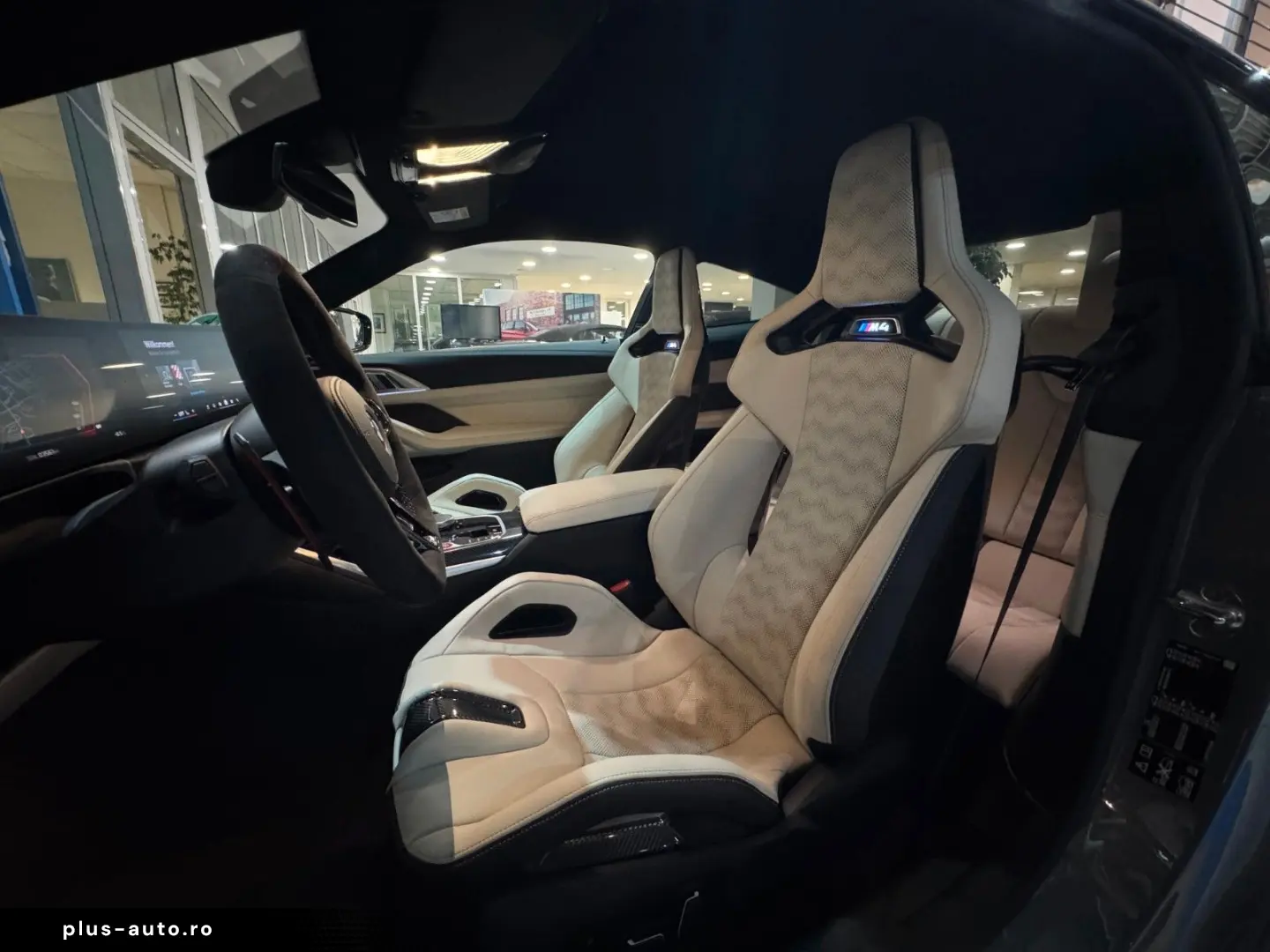 BMW M4 Coupe xDrive Competition nur 6.000KM!