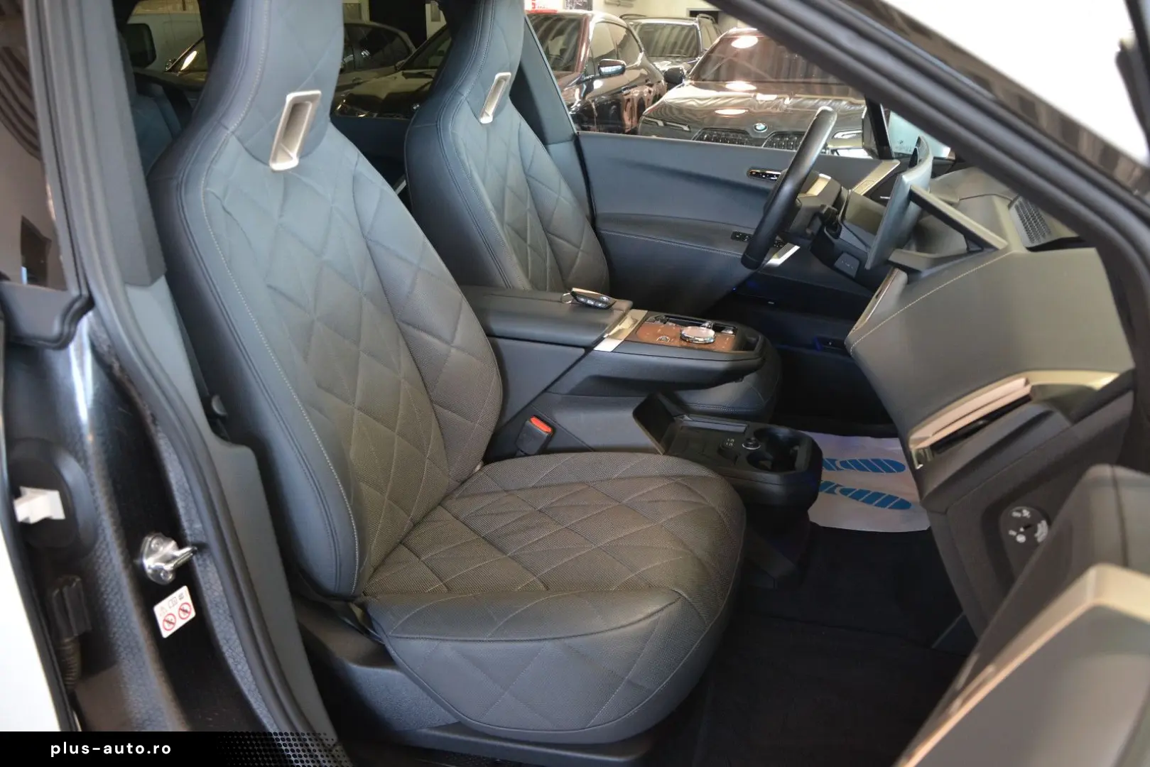 BMW iX 50 xDrive Sport PanoSky AHK 8-fach