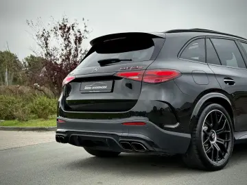 MERCEDES-BENZ GLC AMG 63s E Performance Night