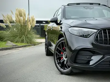 MERCEDES-BENZ GLC AMG 63s E Performance Night
