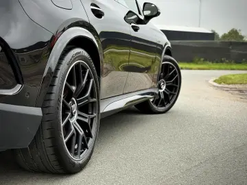MERCEDES-BENZ GLC AMG 63s E Performance Night