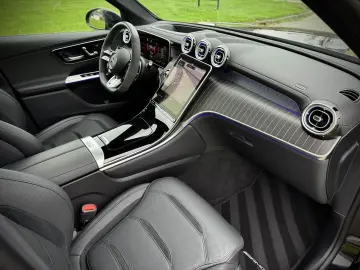 MERCEDES-BENZ GLC AMG 63s E Performance Night