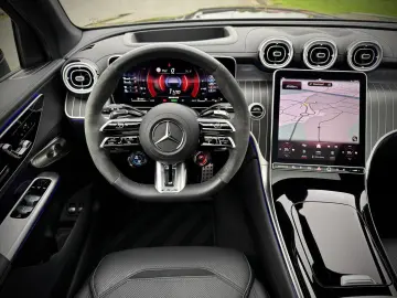 MERCEDES-BENZ GLC AMG 63s E Performance Night