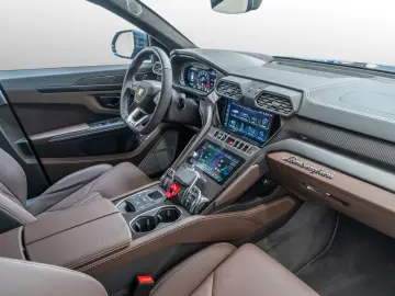 LAMBORGHINI Urus S   Akrapovic Carbon   Lamborghini Nürnberg