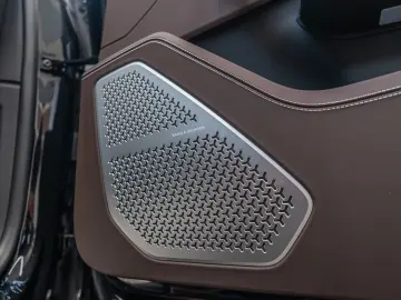 LAMBORGHINI Urus S   Akrapovic Carbon   Lamborghini Nürnberg