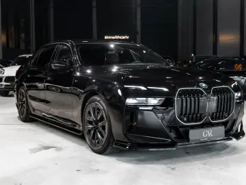 BMW 750 e xDrive M Sport SkyLounge B&W Vnt Msg