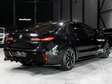BMW 750 e xDrive M Sport SkyLounge B&W Vnt Msg