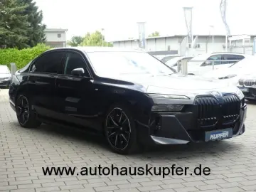 BMW i7 eDrive 50 M Sportpaket PRO Indiv. PANO Massag
