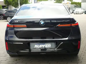 BMW i7 eDrive 50 M Sportpaket PRO Indiv. PANO Massag