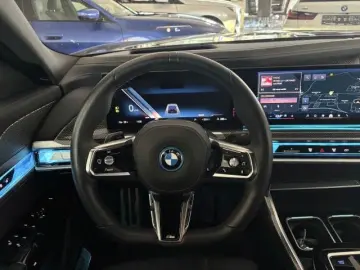 BMW i7 eDrive 50 M Sportpaket PRO Indiv. PANO Massag