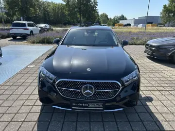 MERCEDES-BENZ E 200 AVANTGARDE TOTW AMBIENTE DISTRONIC PANO