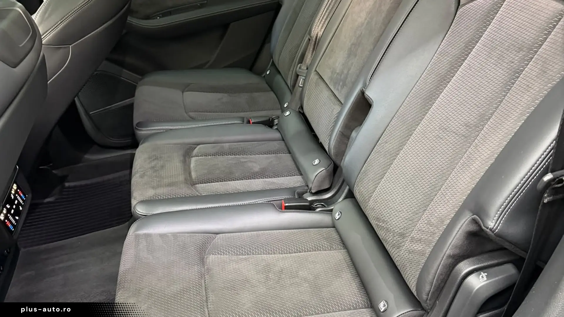 AUDI Q7 2021 — imagine 8