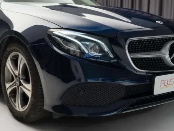Mercedes-Benz E 220 Coupe