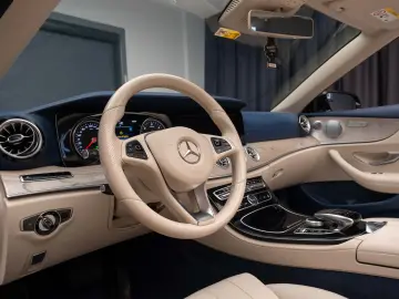 Mercedes-Benz E 220 Coupe