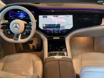 MERCEDES-BENZ EQS 53 AMG HYPERSCREEN