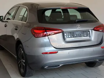 MERCEDES-BENZ A 250 e  Progressive