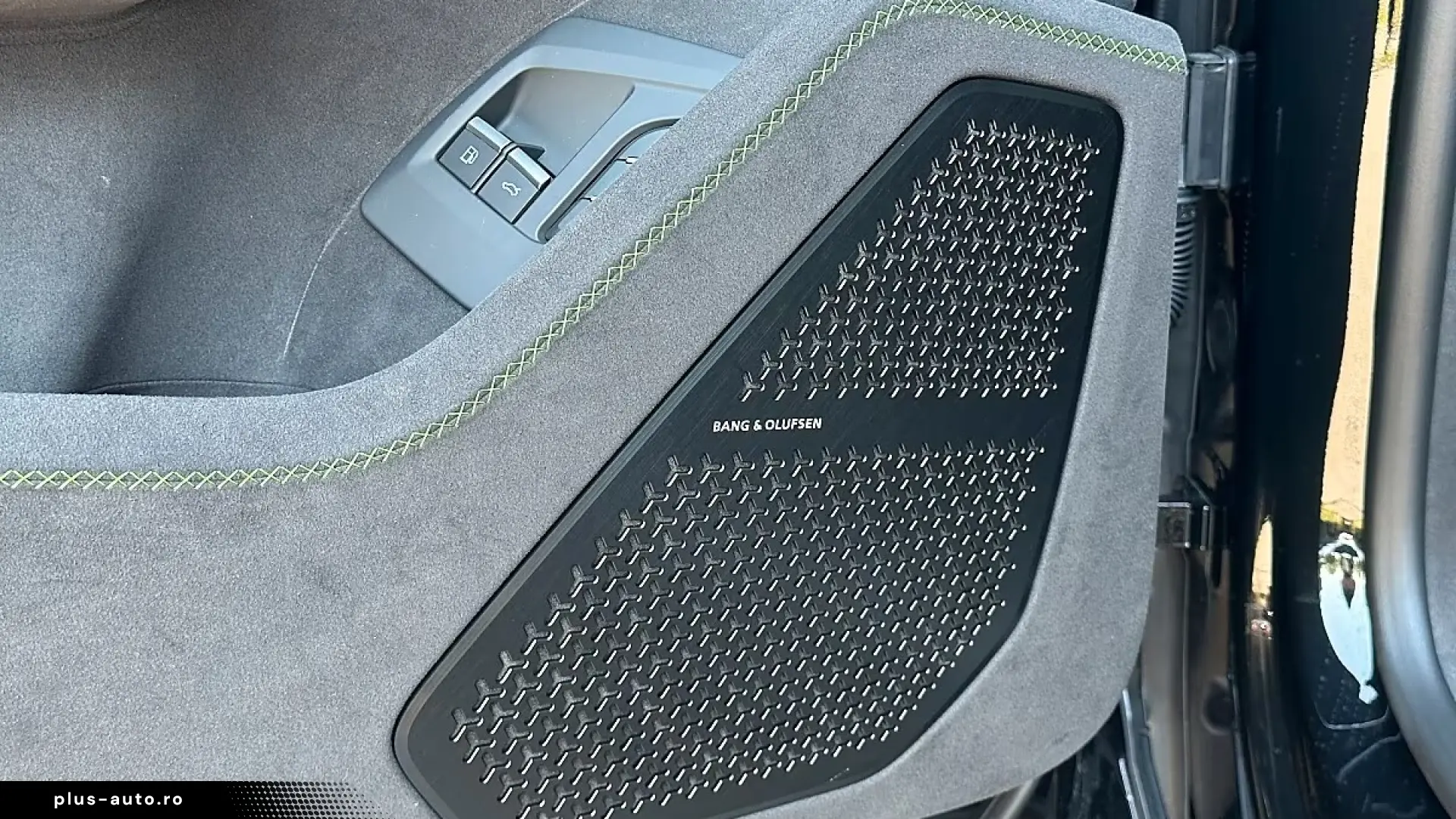 Lamborghini URUS SE 2026   Finanțare Leasing