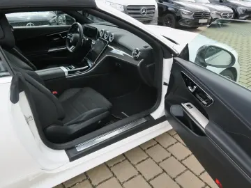 MERCEDES-BENZ CLE 200 AMG Line Advanced Plus Night-Paket 20