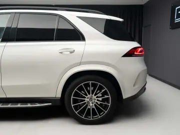 Mercedes-Benz GLE 300D 4MATIC AMG