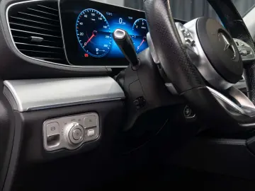 Mercedes-Benz GLE 300D 4MATIC AMG