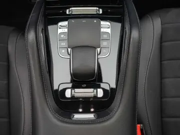 Mercedes-Benz GLE 300D 4MATIC AMG