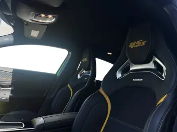 MERCEDES-BENZ A45 S AMG Speedshift DCT